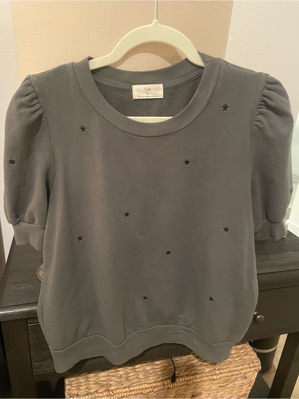 T.La Khaki Green Puff Sleeve Star Sweatshirt